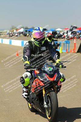 media/Sep-20-2025-TrackDaz (Sat) [[27f0cde673]]/Around the Pits/